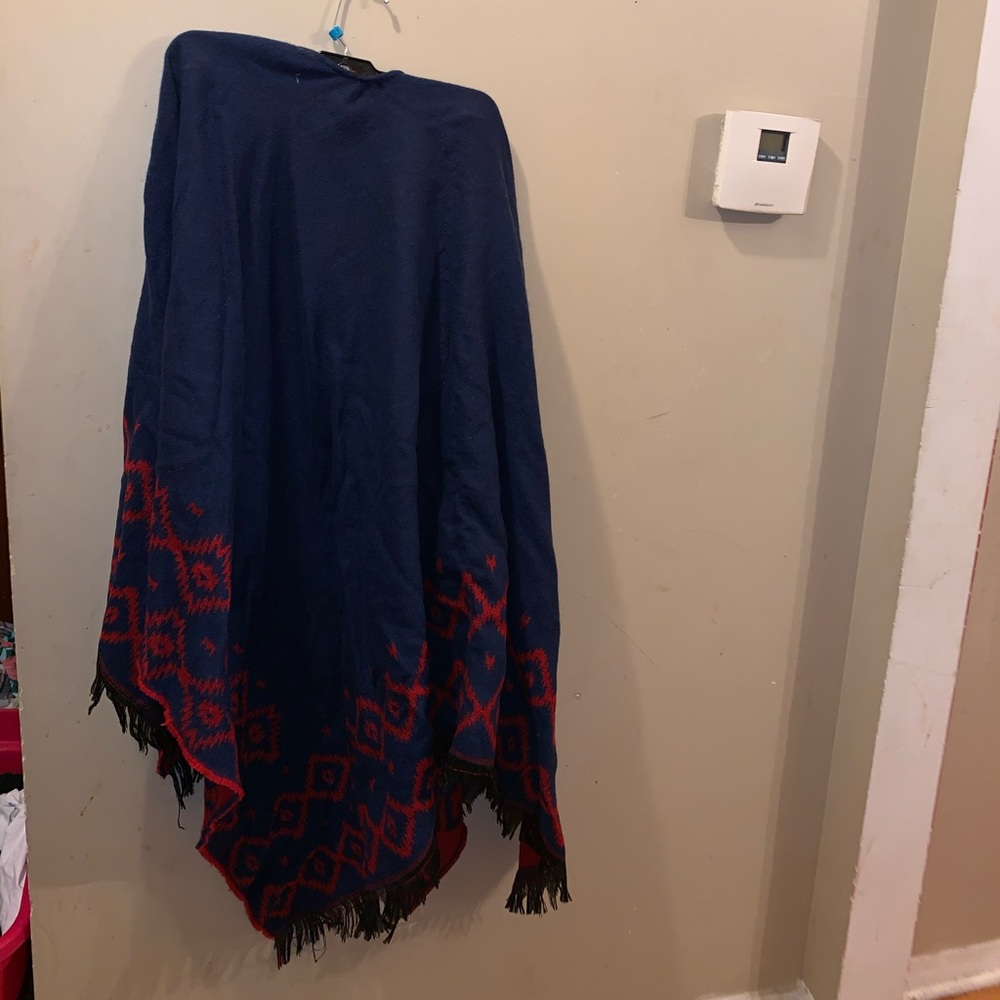 Open Sweater Shawl with Fringes